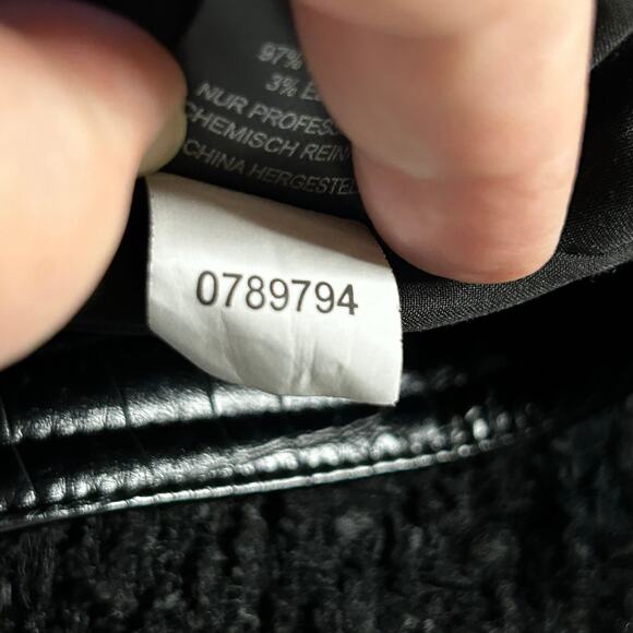 Christian Lacroix Black Cropped Jacket - Picture 10 of 10